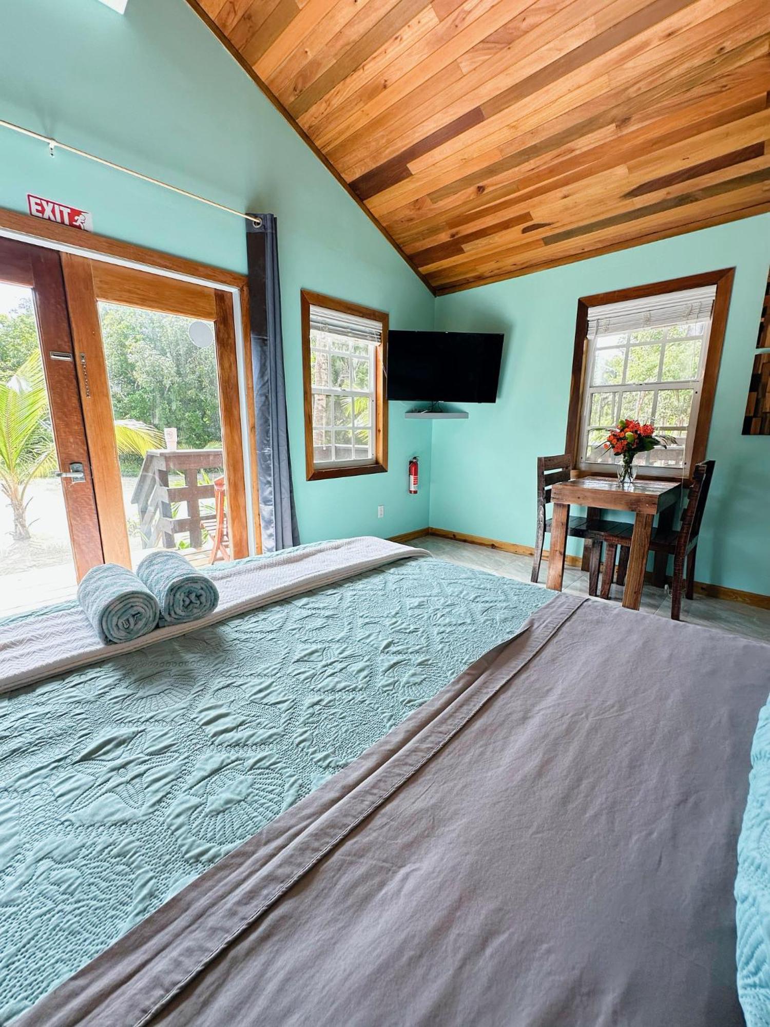 Mangata Villas Adults Only San Pedro  Extérieur photo