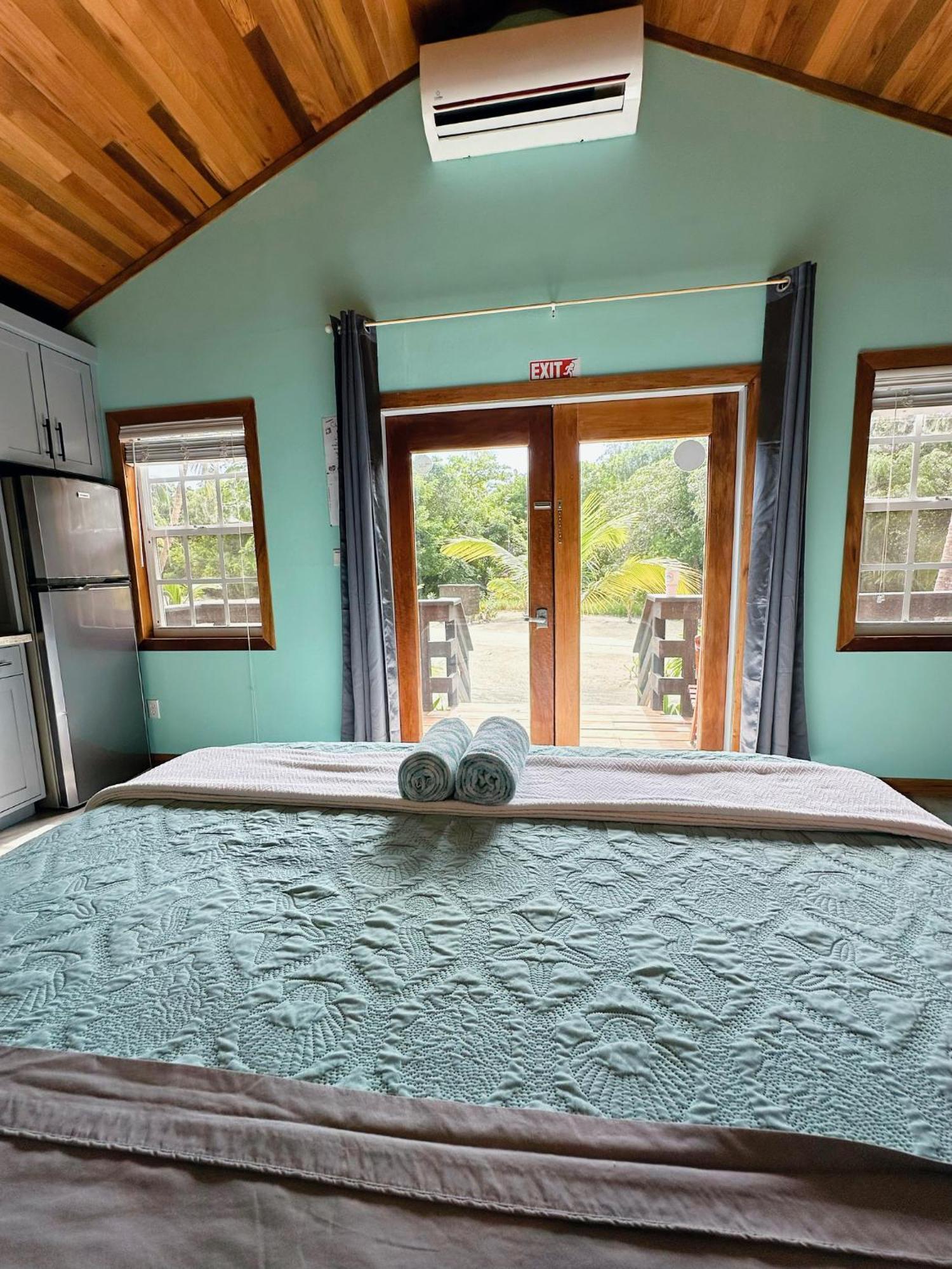 Mangata Villas Adults Only San Pedro  Extérieur photo